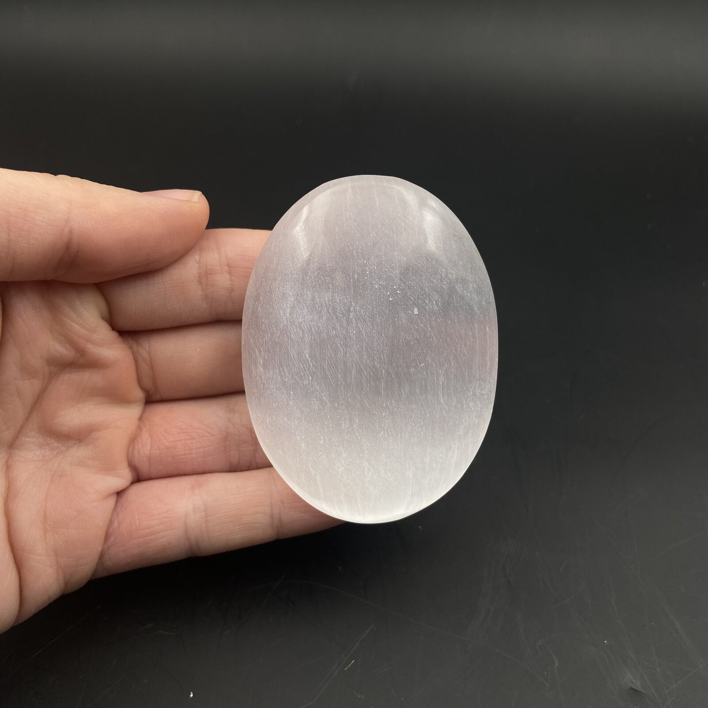 Galet - Sélénite (6 x 5 cm)