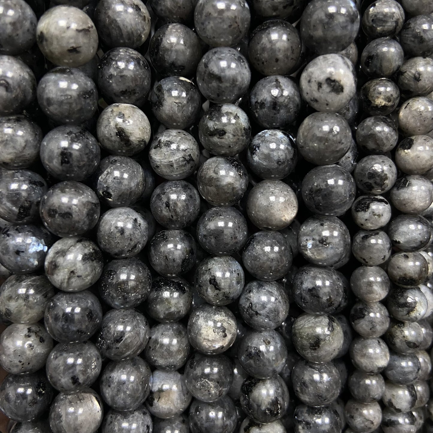 Rang - Larvikite (8 mm)