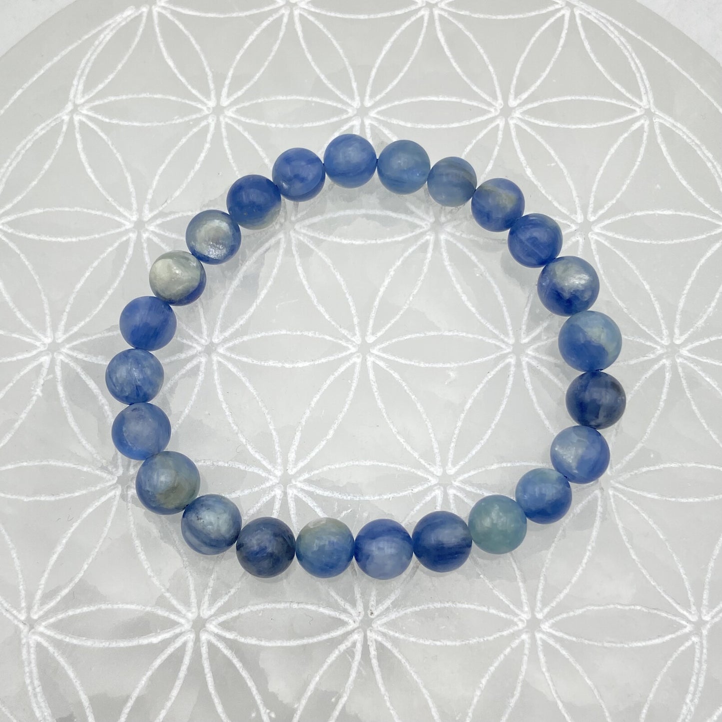 Bracelet - Cyanite (8 mm)