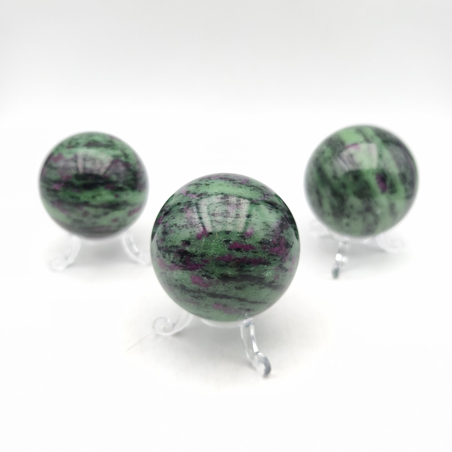 Sphère - Rubis zoisite  - Diamètre 5,5 / 6 cm