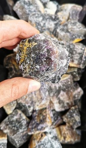 Pierres Brutes - Fluorite Brune