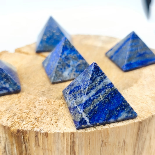 Pyramide - Lapis lazuli
