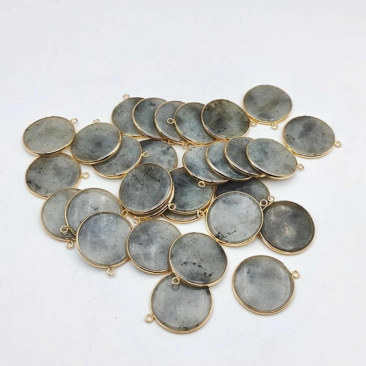Pendentif rond serti Labradorite naturelle