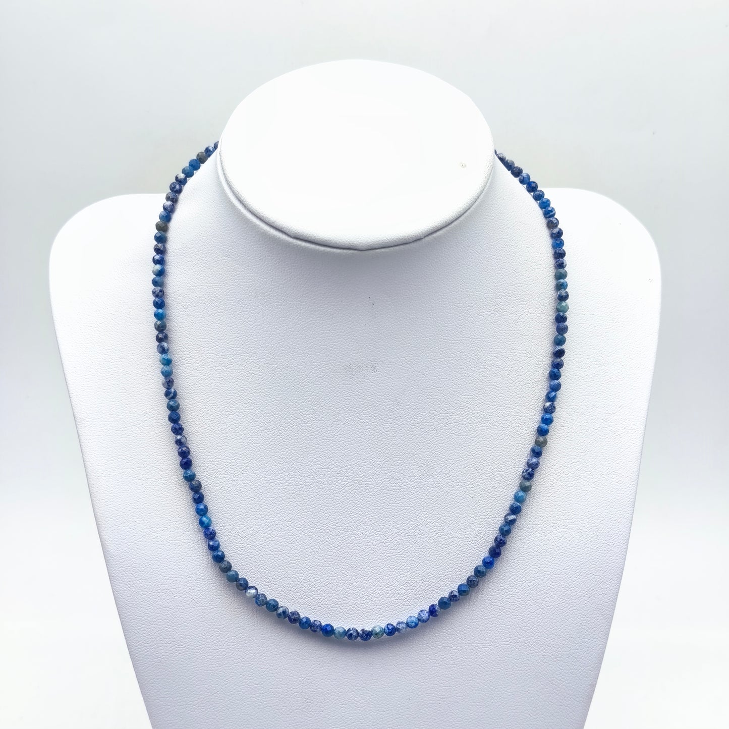 Facettierte Perlenkette - Lapislazuli (3 mm)