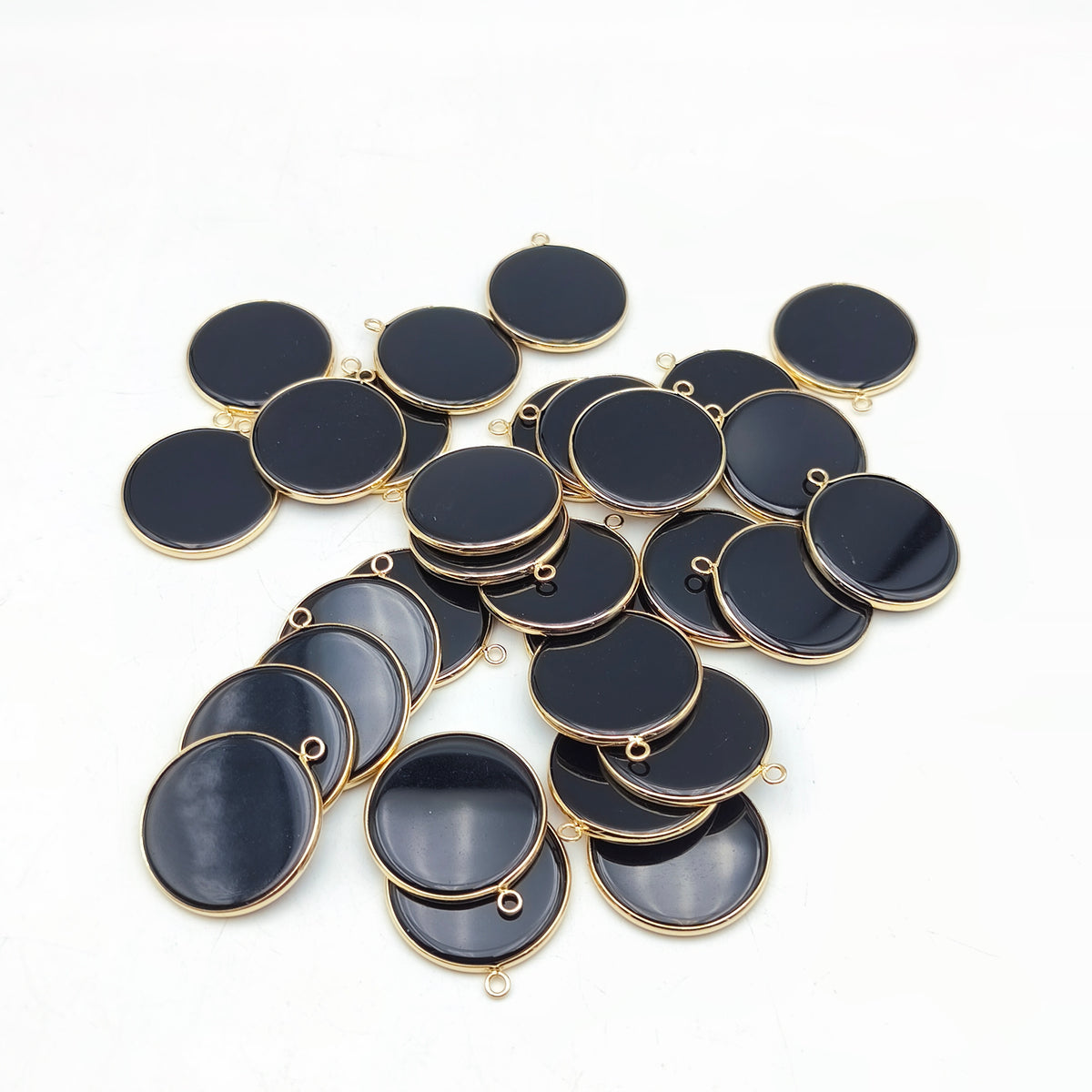 Pendentif rond serti Obsidienne noire