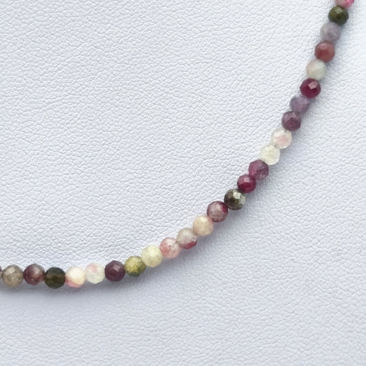 Collier perles facettées - Tourmaline multicolore (3 mm)
