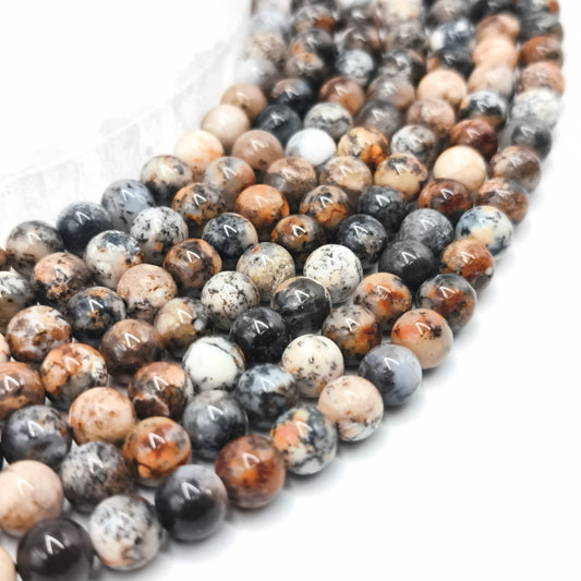 Rang de perles - Merlinite (8 mm)