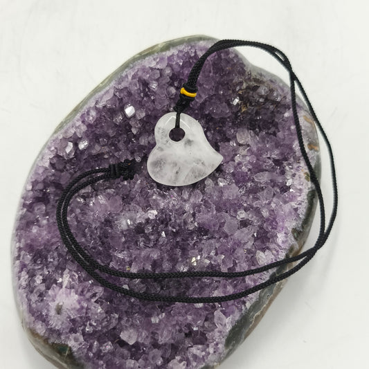 Pendentif Coeur Cristal de roche (avec son cordon)