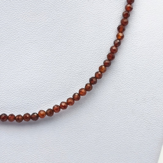 Collier perles facettées - Grenat (3 mm)