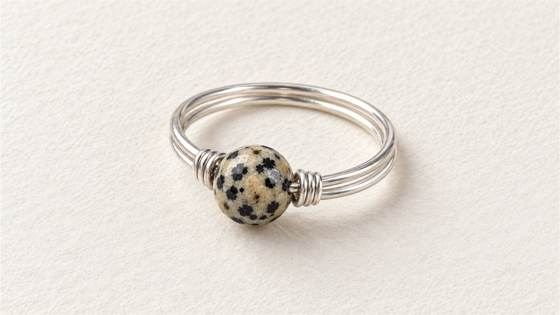 Bague double anneau en fil argenté : jaspe dalmatien