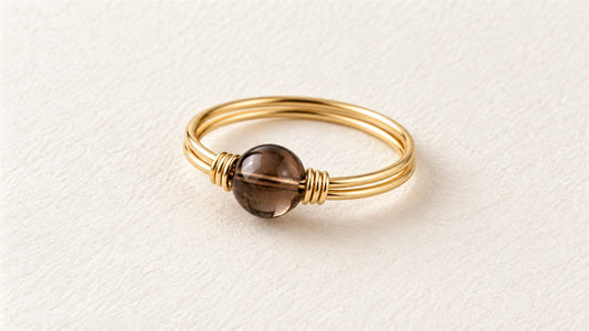 Bague double anneau en fil doré : quartz fumé