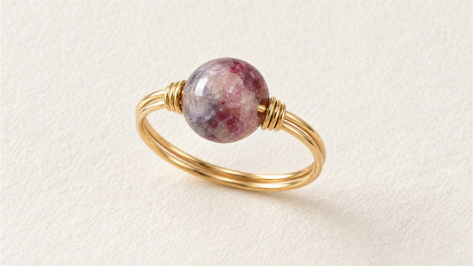 Bague double anneau en fil doré : tourmaline rose