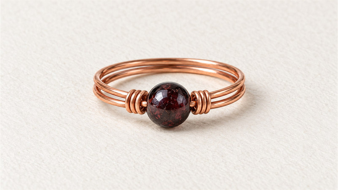 Bague triple anneau en fil cuivré : grenat