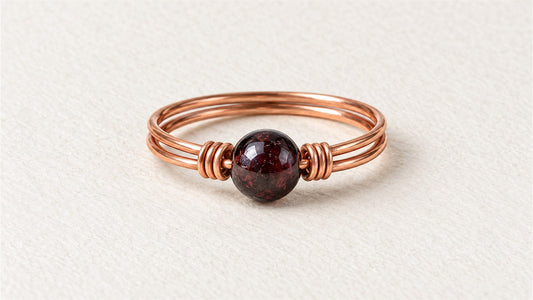 Bague triple anneau en fil cuivré : grenat