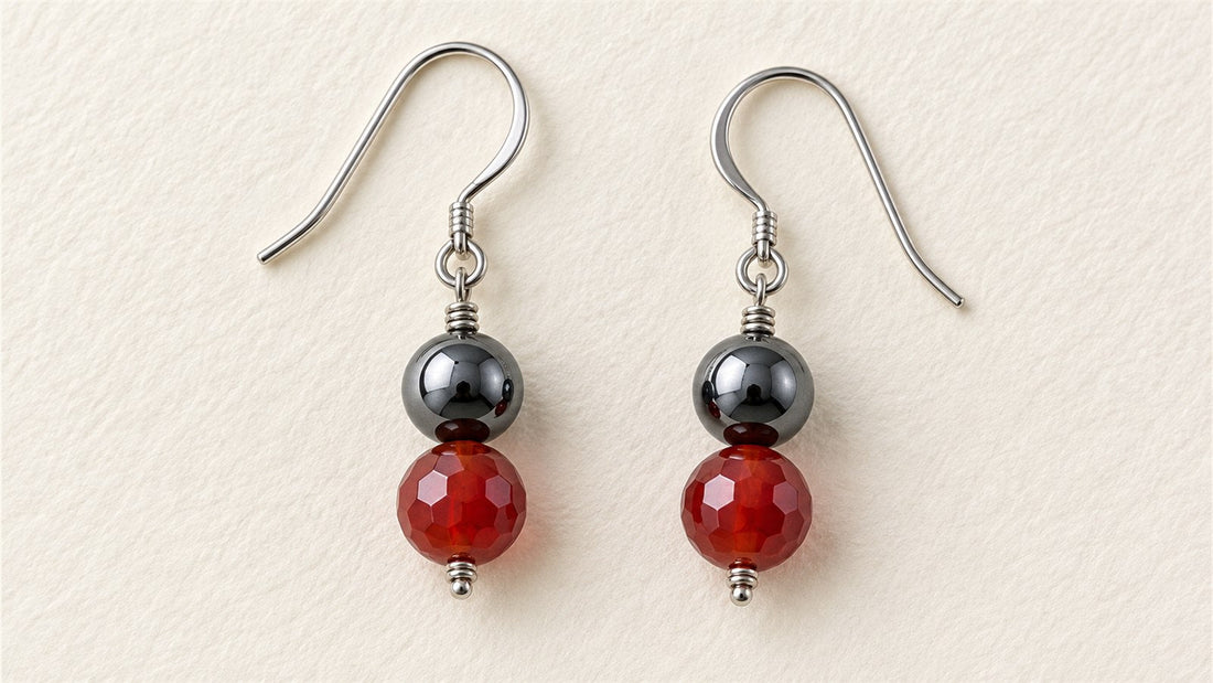 Boucles d’oreilles duos verticaux : cornaline facettée et hématite