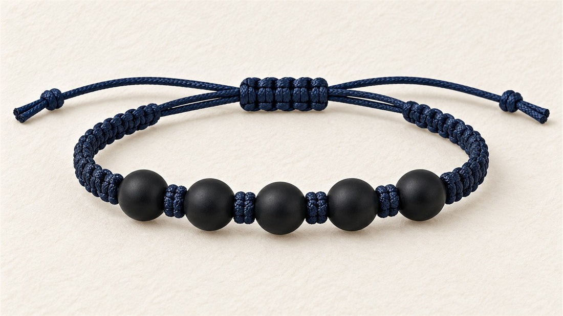 Bracelet cordon à cinq perles espacées : onyx mat