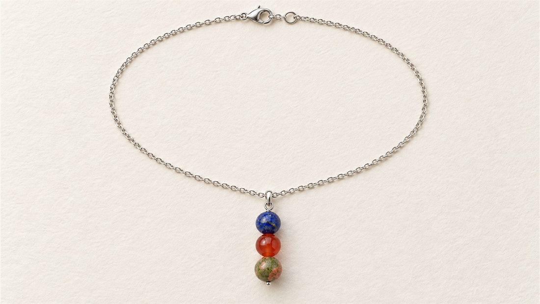 Collier pendentif sur chaîne fine : jaspe unakite, cornaline et lapis-lazuli extra