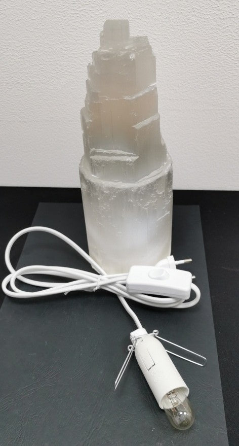 Lampe en Sélénite - Monolithe (25 cm)