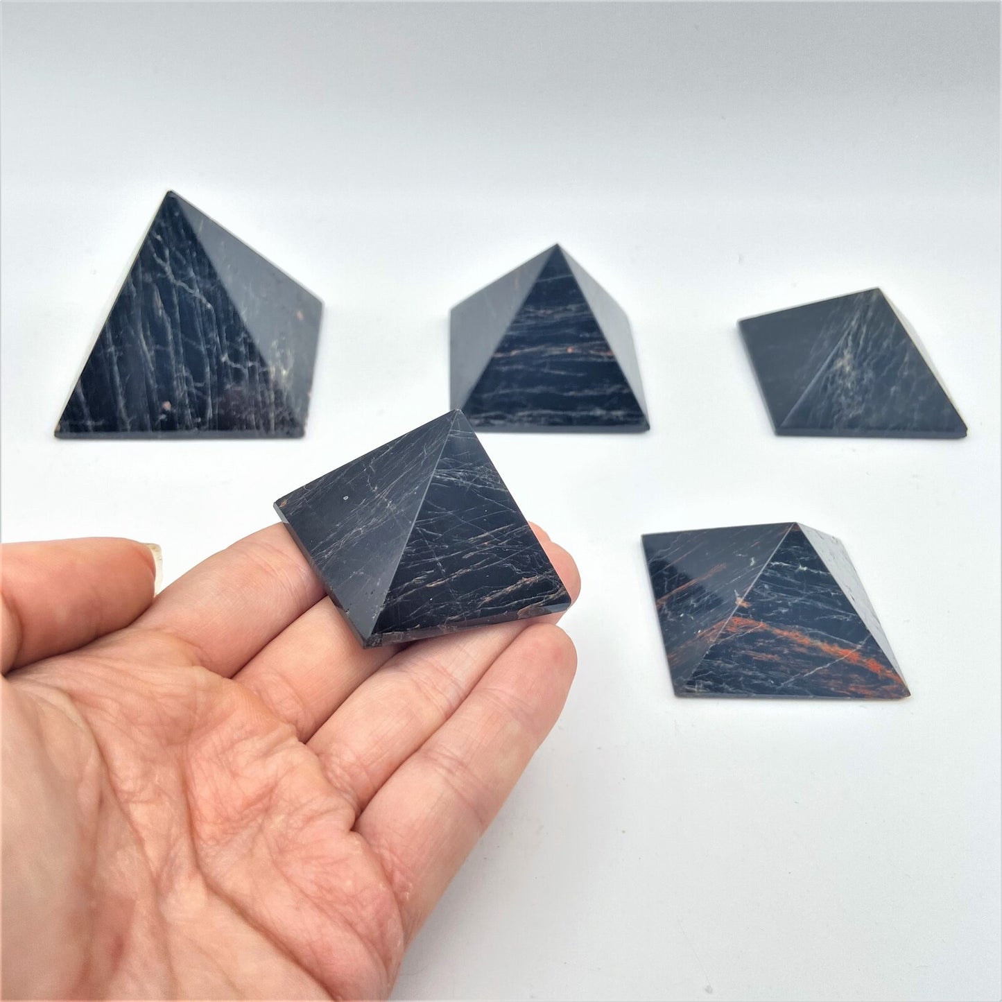 Lot de 5 Pyramides Tourmaline Noire n°4