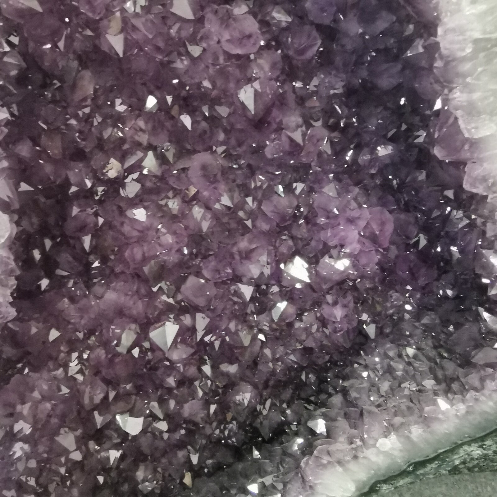 Géode Papillon - Améthyste n°1 - 54,00 kg