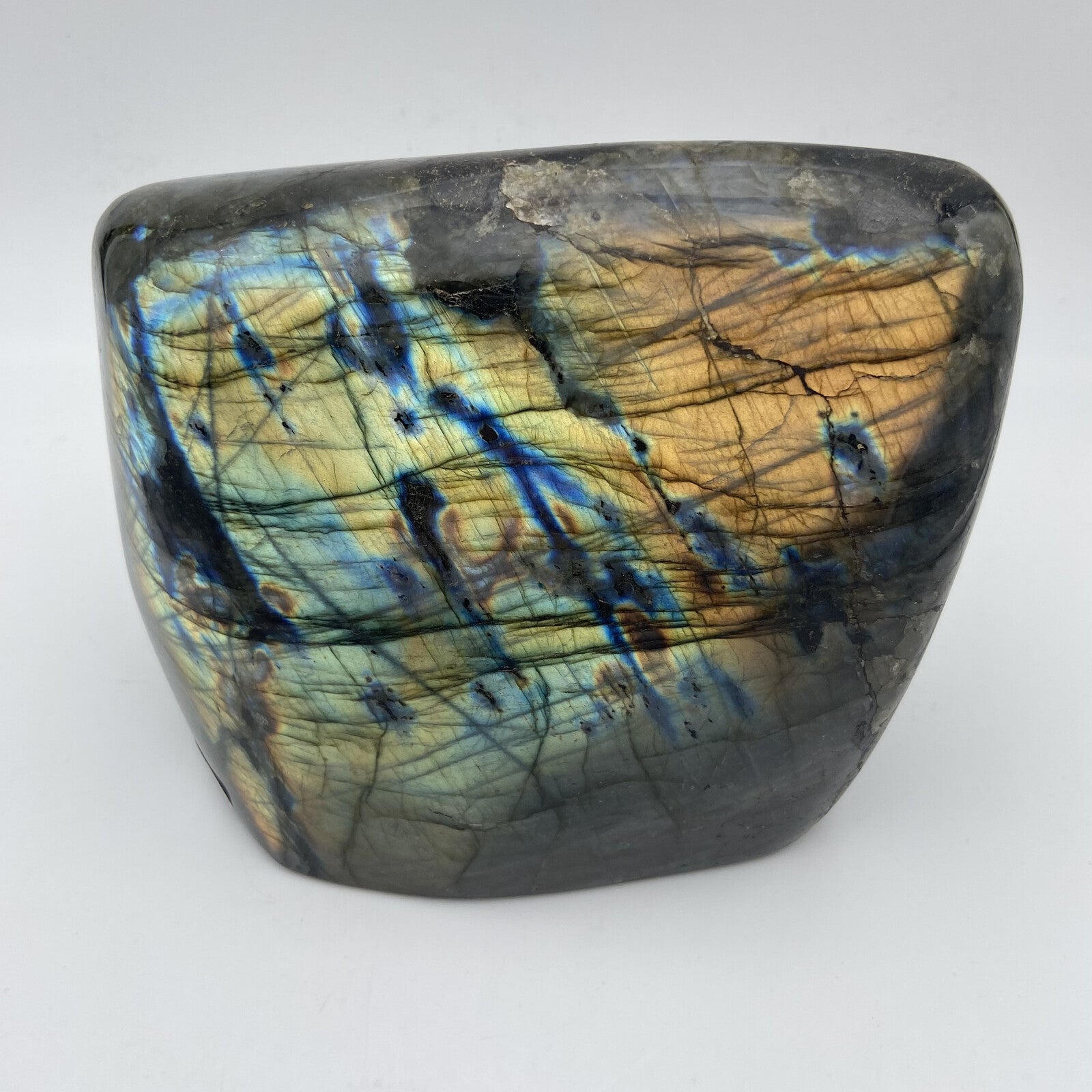 Forme Libre - Labradorite (pièce n°9) - 2,970 kg