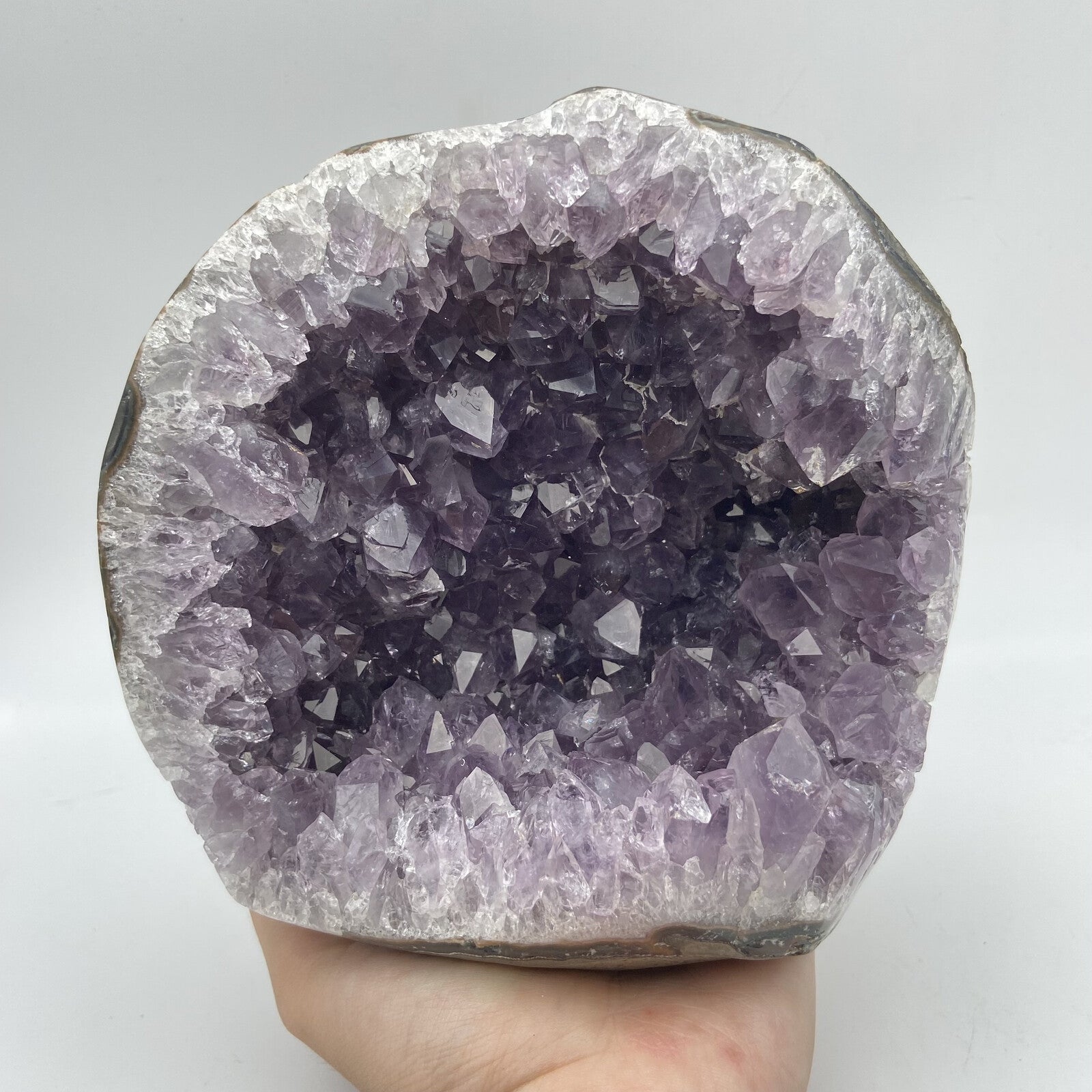 Améthyste Brute EXTRA - Bords Polis (pièce n°2) - 1,915 kg