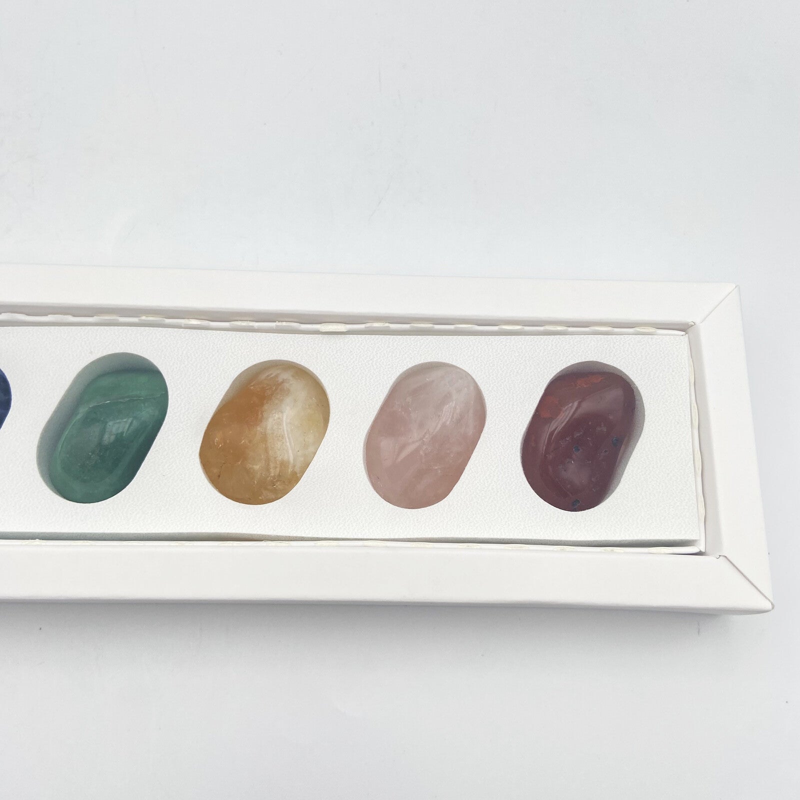 Coffret de Pierres Roulées - 7 Chakras (T5)