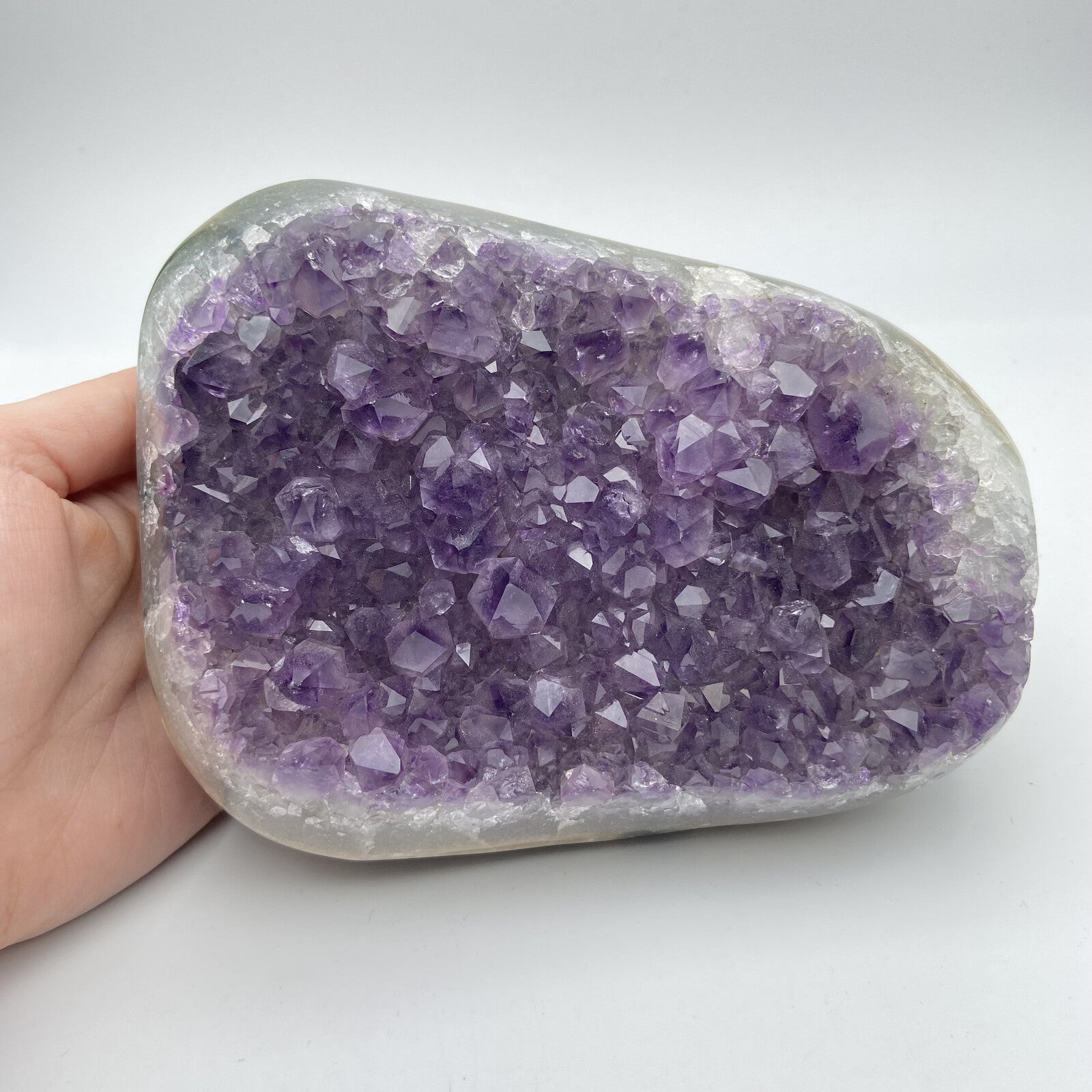 Améthyste Brute A - Bords Polis (pièce n°8) - 1,850 kg