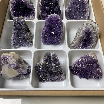 Lot de 12 Améthystes Brutes - Base Sciée n°6 - 4,650 kg