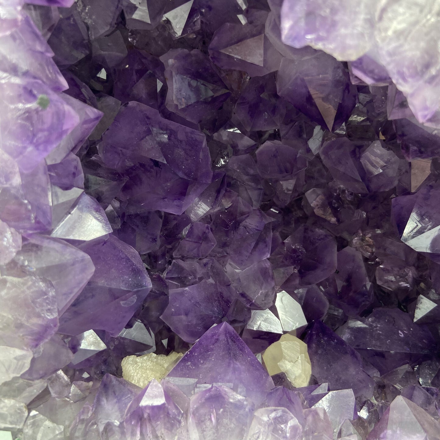 Géode - Améthyste n°98 - 10,76 kg