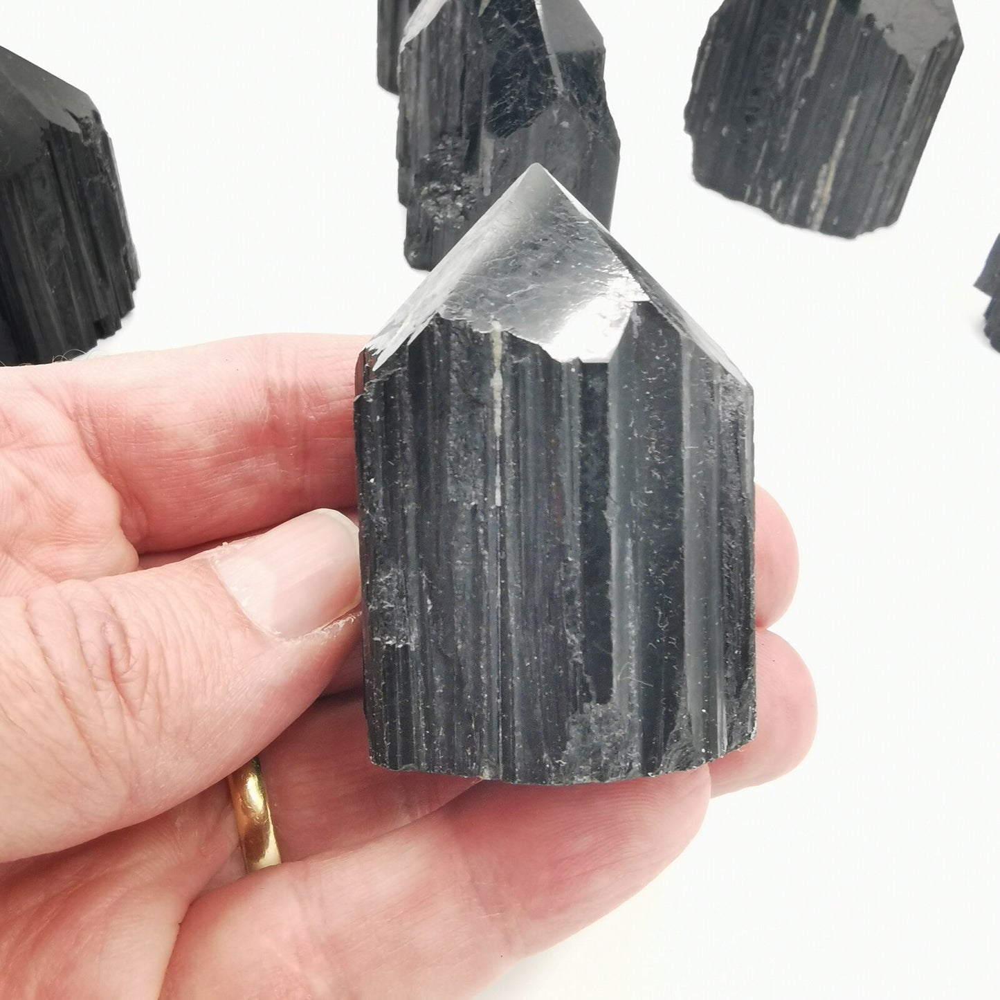 Pointe Tourmaline noire - Semi brute