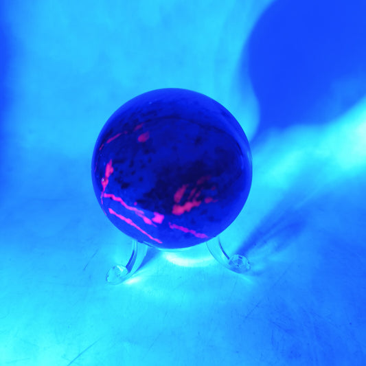 Sphère - Rubis zoisite  - Diamètre 5 / 5,5 cm