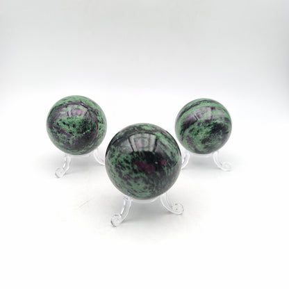 Sphère - Rubis zoisite  - Diamètre 5 / 5,5 cm