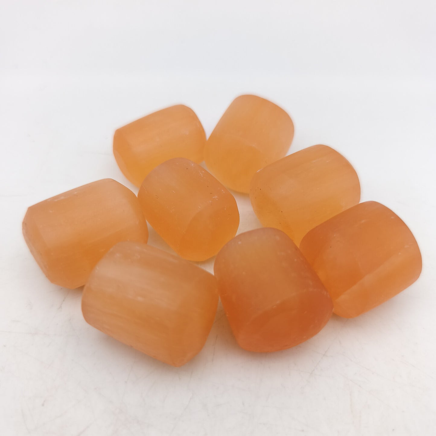 Pierres Roulées - Selenite orange