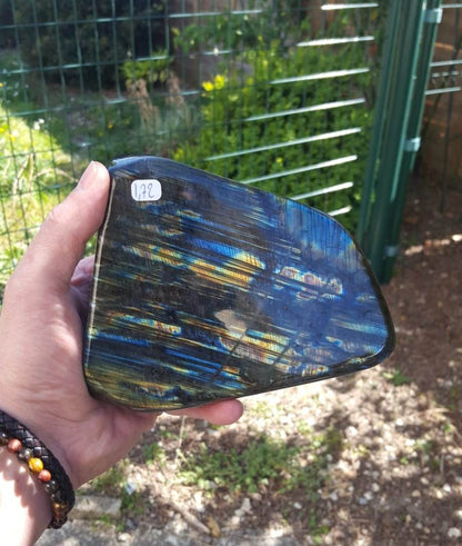 Forme libre - Labradorite (Pièce de 600 g à 1 kg)