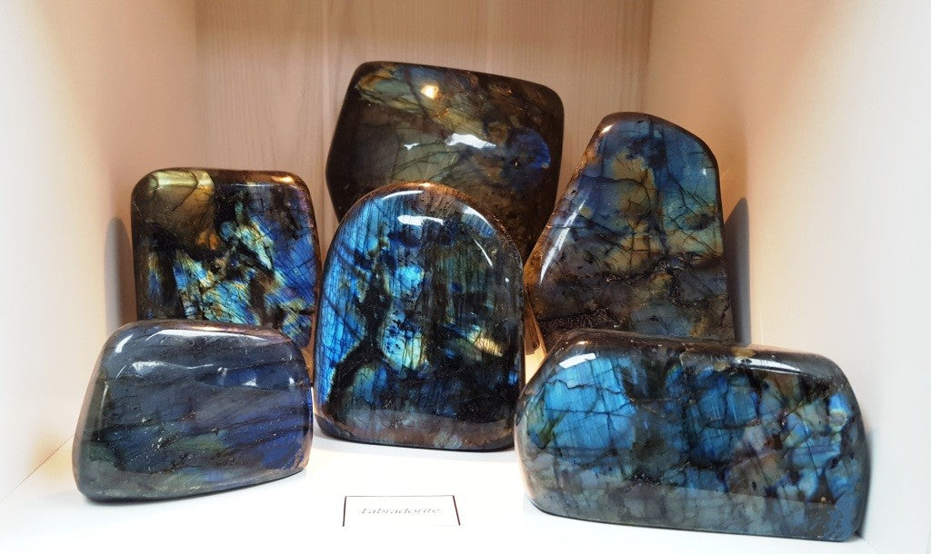 Forme libre - Labradorite (Pièce de 600 g à 1 kg)