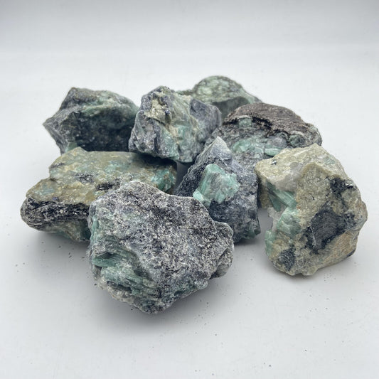 Pierres Brutes - Émeraude sur Quartz