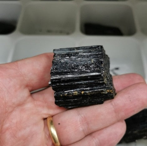 Pierres Brutes - Tourmaline Noire (Schorl)