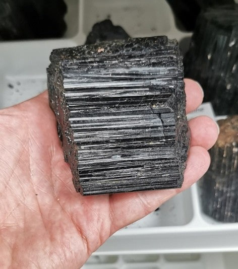 Pierres Brutes - Tourmaline Noire (Schorl)