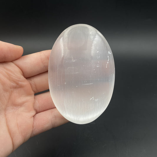 Galet - Sélénite (8 x 5 cm)