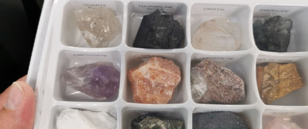 Flat/carton 24 pièces - Collection de minéraux