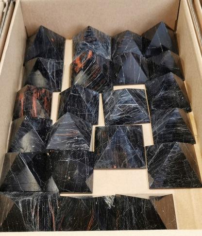 Pyramides - Tourmaline Noire