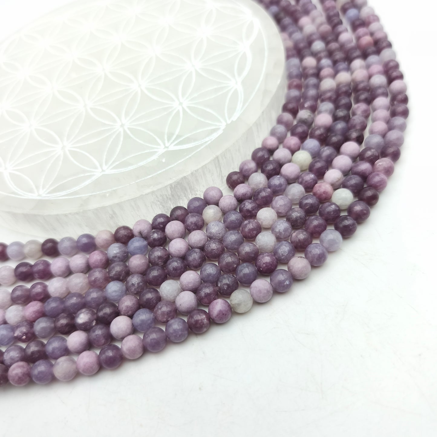 Rang de perles - Lépidolite  AA ( 6 mm)