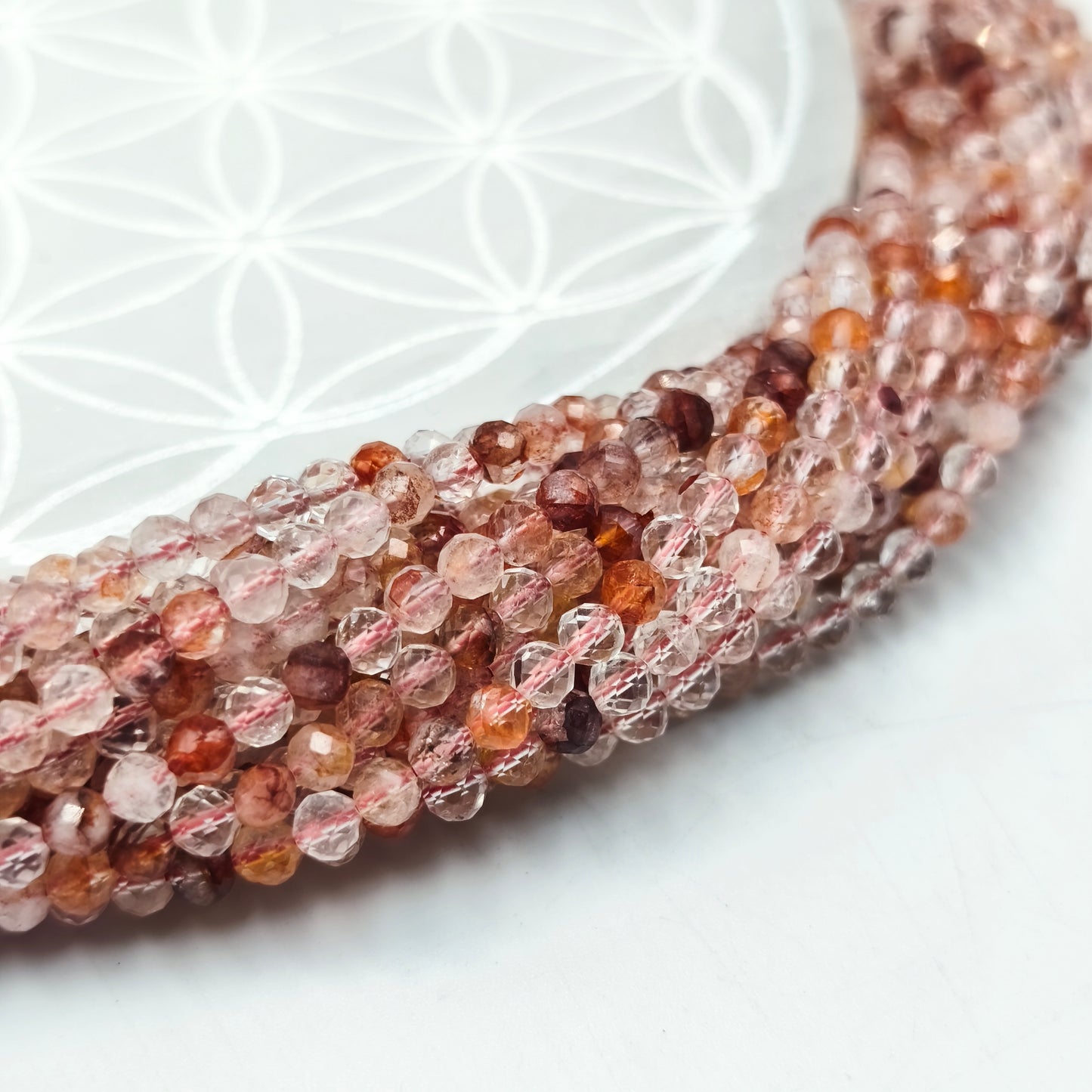 Rang facetté - Quartz hématoïde (4 mm)