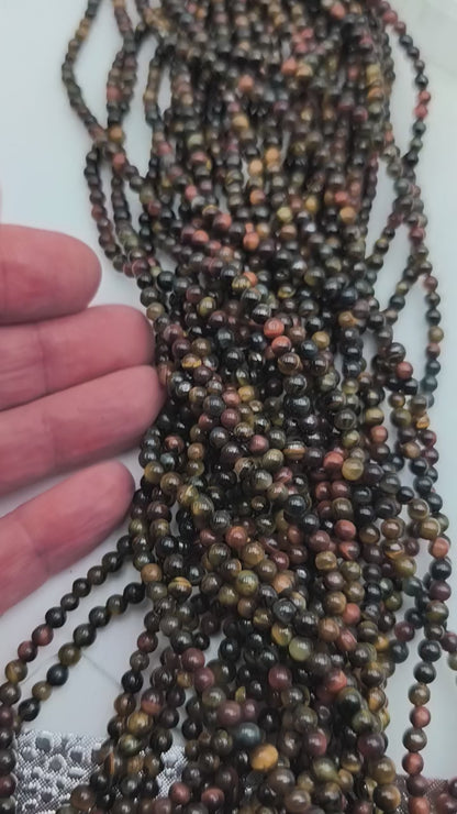 Rang de perles - Mix Oeil de tigre / taureau / faucon (4 mm)
