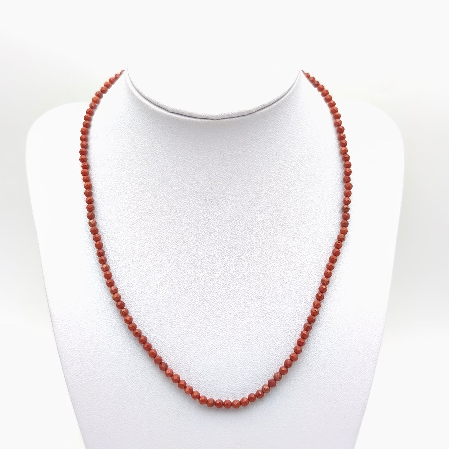 Collier perles facettées - Jaspe rouge (3 mm)