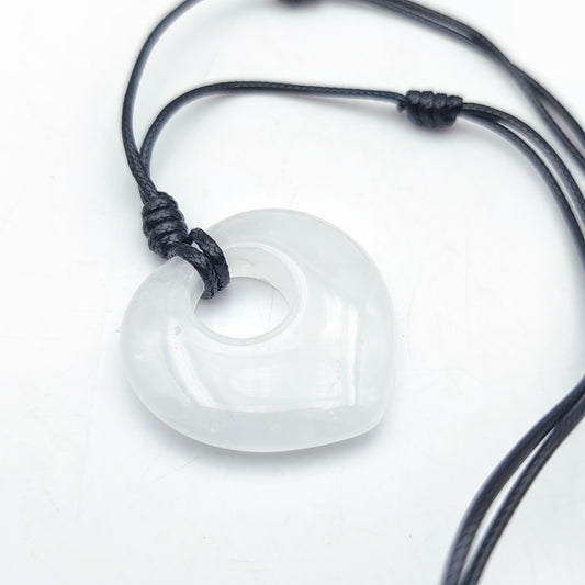 Pendentif cœur G avec son cordon - Cristal de roche