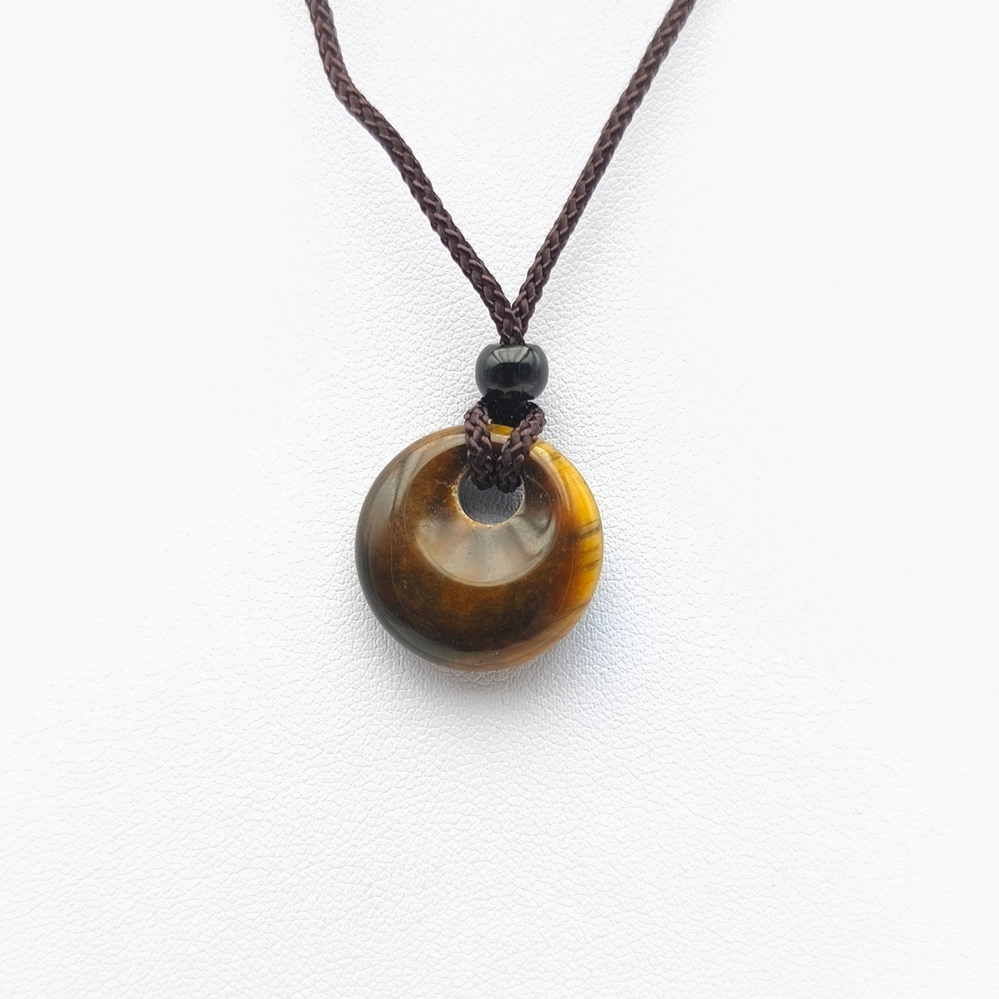 Pendentif rond 2 cm avec son cordon - Oeil de tigre