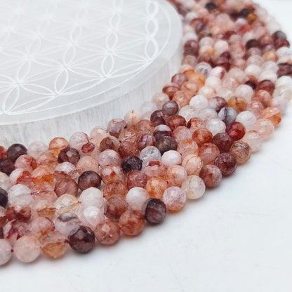 Rang de perles facettées - Quartz hématoïde (8 mm)