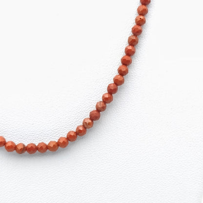 Collier perles facettées - Jaspe rouge (3 mm)